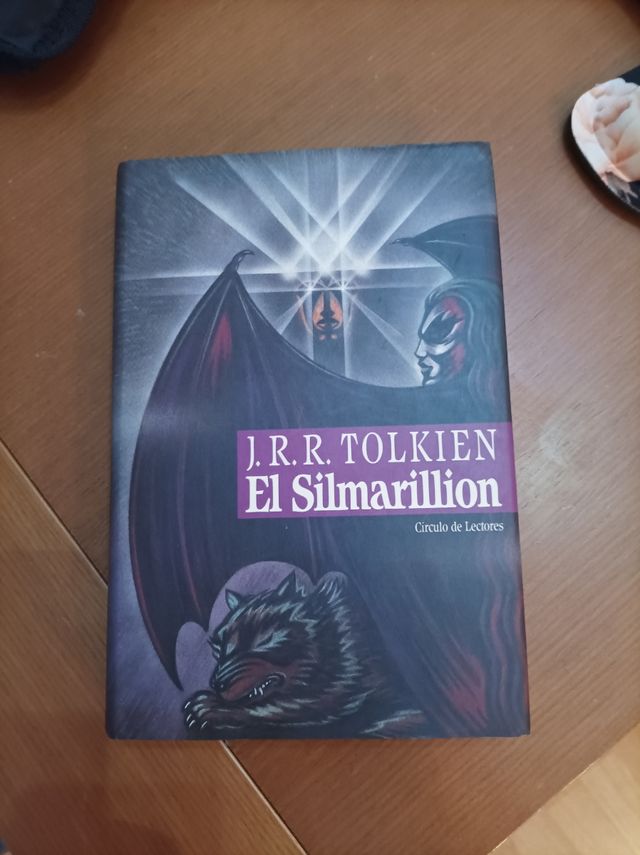 El Silmarillion J.R.R.TOLKIEN