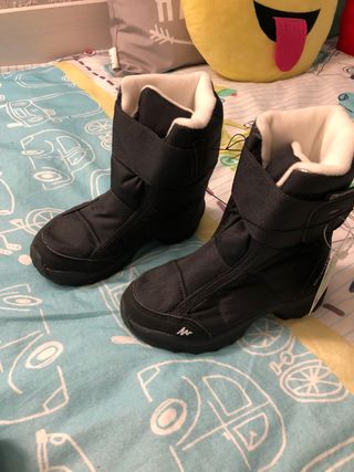 Botas para nieve de segunda mano por 15 EUR en Santa Perpètua de Mogoda en  WALLAPOP