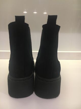 Botas negras piel BROWNIE talla37 de segunda mano por 25 EUR en Madrid en  WALLAPOP