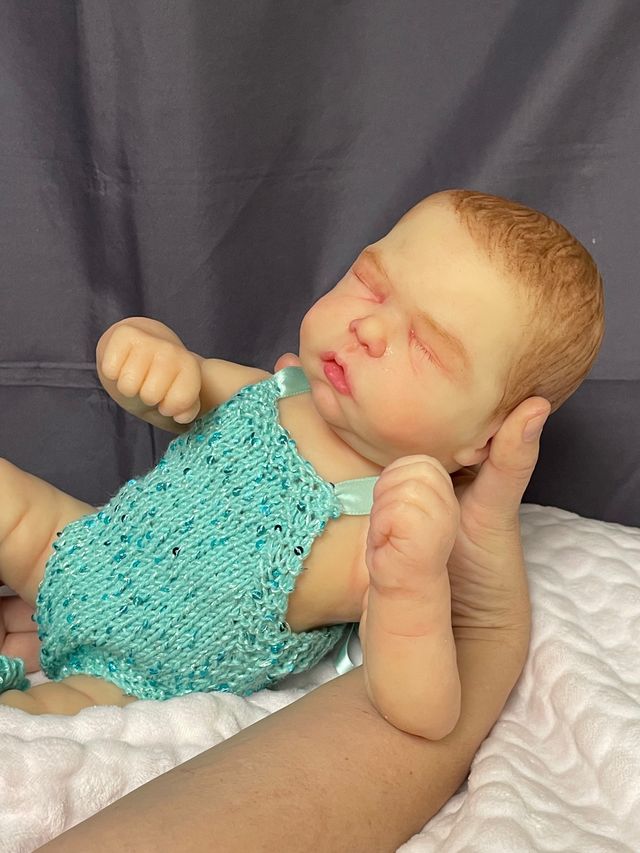 Reborn silicona 44 cm sistema pipí