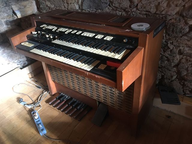 Hammond t-222