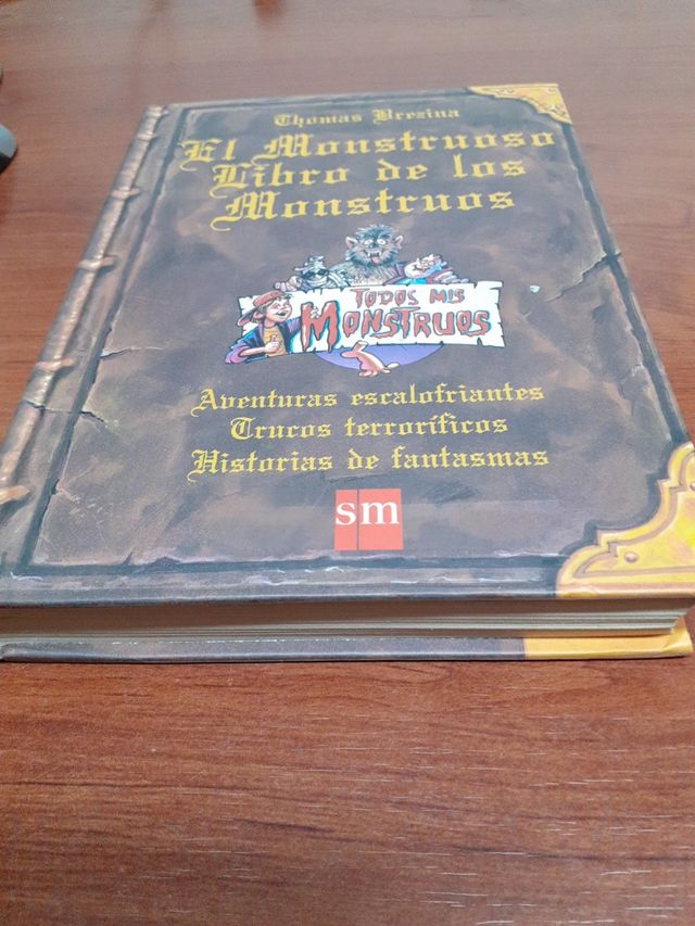 O Monstruoso Livro dos Monstros