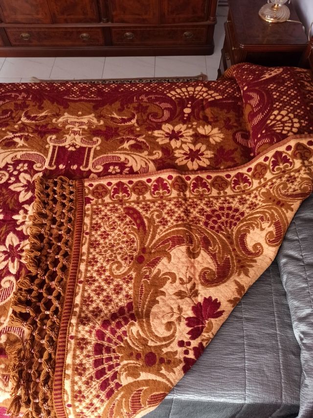Colcha cama matrimonio