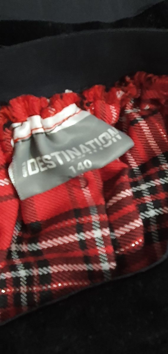 vendo falda roja navideña