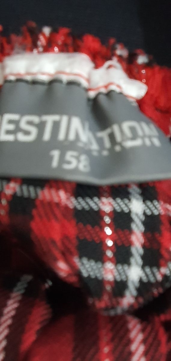 vendo falda roja navideña