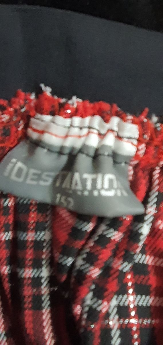 vendo falda roja navideña