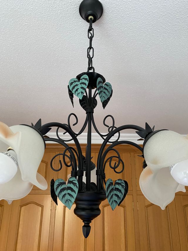 Conjunto de lampara y 2 lamparas de mesilla