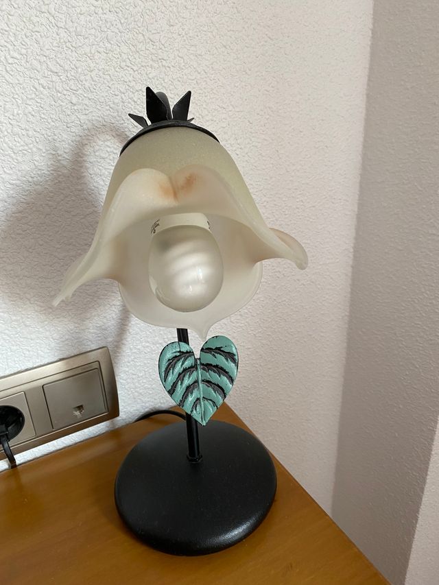 Conjunto de lampara y 2 lamparas de mesilla