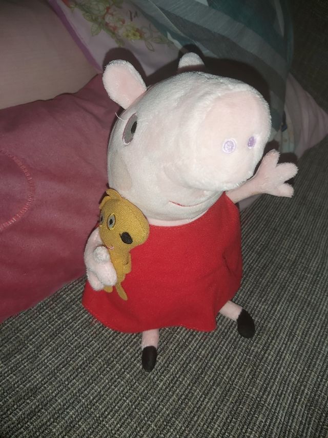 Muñeca Peppa Pig.