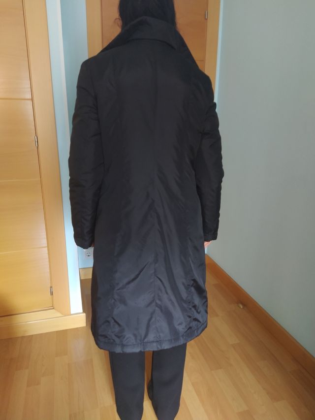 Anorak mujer tipo abrigo.Zara.