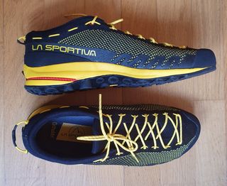 Zapatillas trekking hombre La Sportiva NUEVAS de segunda mano por 140 EUR  en Alcalá de Henares en WALLAPOP