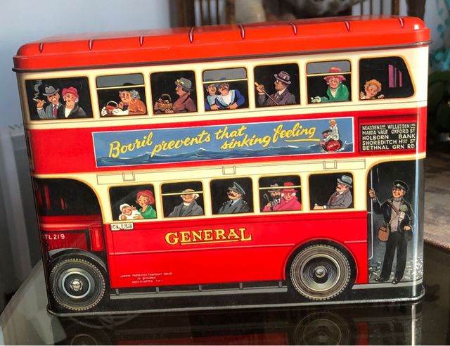 Autobús caja metálica