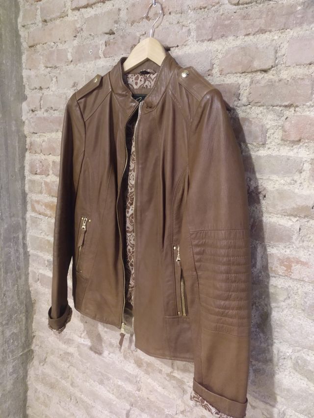 Cazadora cuero Guess Talla M