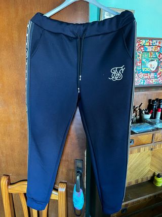 Pantalon de Chandal Marca SikSilk de segunda mano por 15 EUR en Alberic en  WALLAPOP