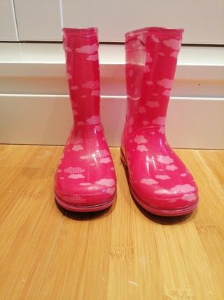 Botas de agua talla 26 de segunda mano por 5 EUR en Bilbao en WALLAPOP