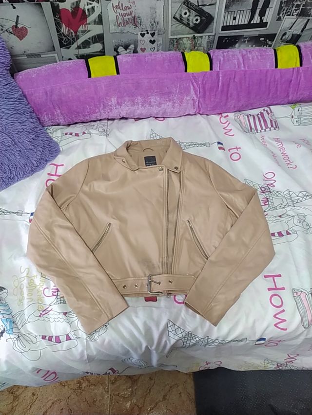 chaqueta vaquera rosa pastel