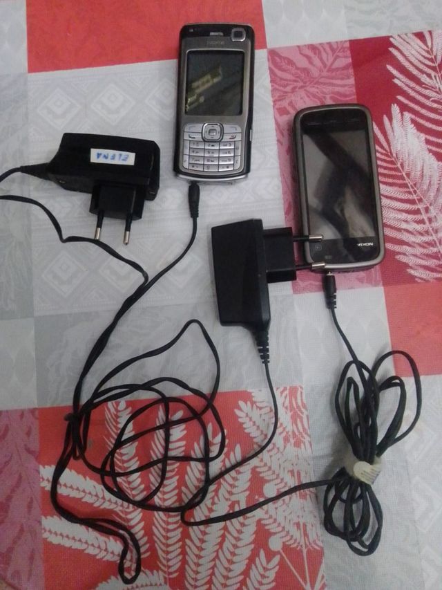 vecchi telefoni cellulari