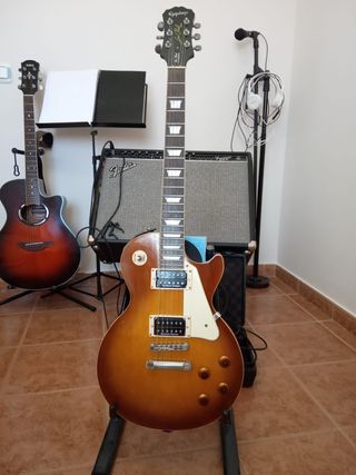 Guitarra Epiphone Les Paul de segunda mano por 350 EUR en Cáceres en  WALLAPOP