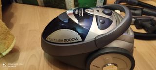 Aspirador ufesa cycletron 2000w filtro epa s de segunda mano por 50 EUR en  Grandiella en WALLAPOP