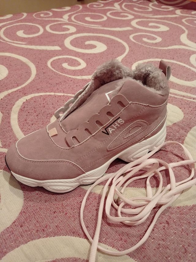 zapatillas vestidores.