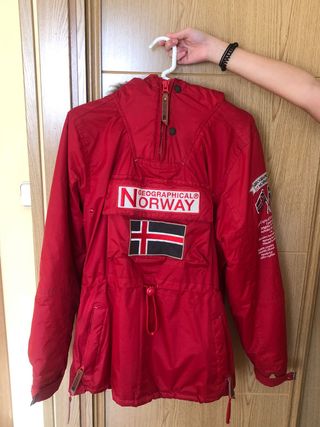 Abrigo Norway de segunda mano en Getafe en WALLAPOP