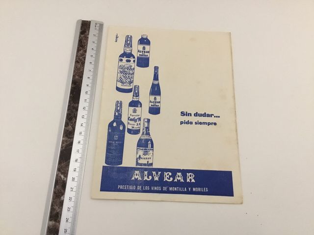 Antiguo folleto publicitario de bodegas ALVEAR.