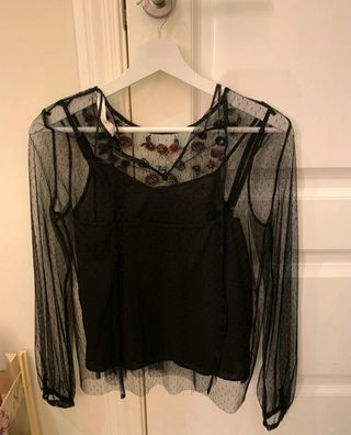 ZARA. Camisa blanca plumeti T.xs – Hibuy market