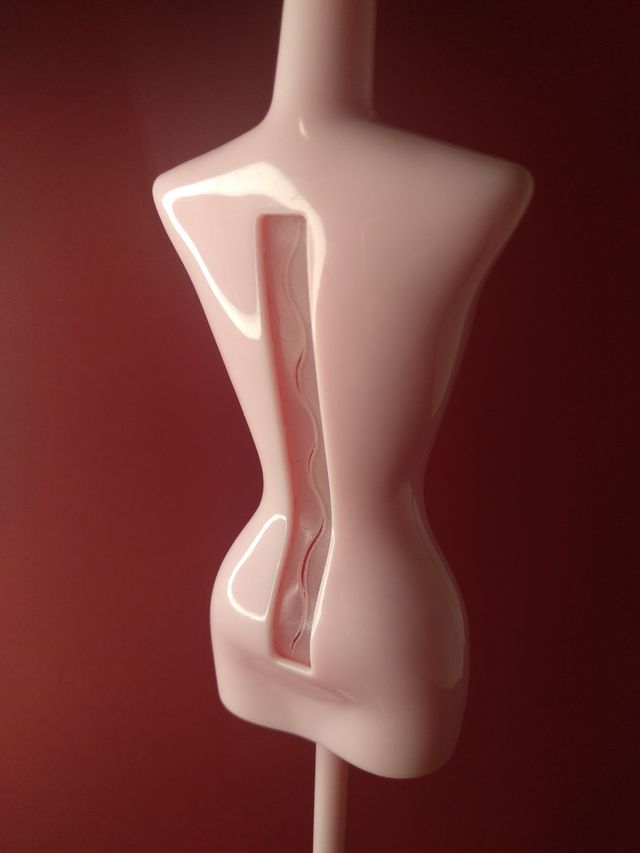 Mini maniquí Alta Costura Harumika