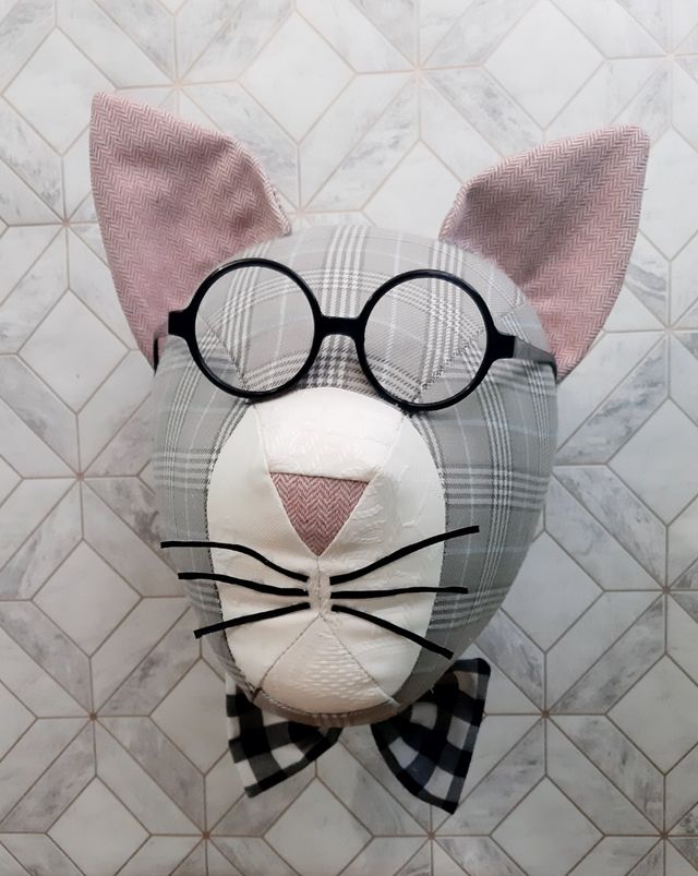 cabeza de gato de tela