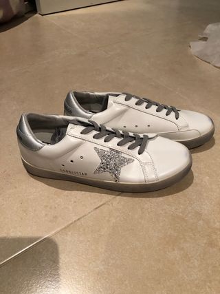 Zapatillas GG de segunda mano por 70 EUR en Bonanza en WALLAPOP