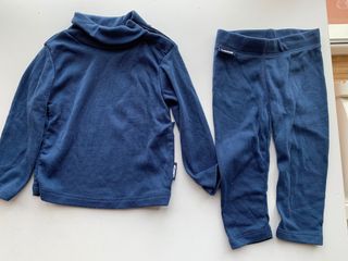 Ropa térmica bebé decathlon niño niña de segunda mano por 7 EUR en  Barcelona en WALLAPOP