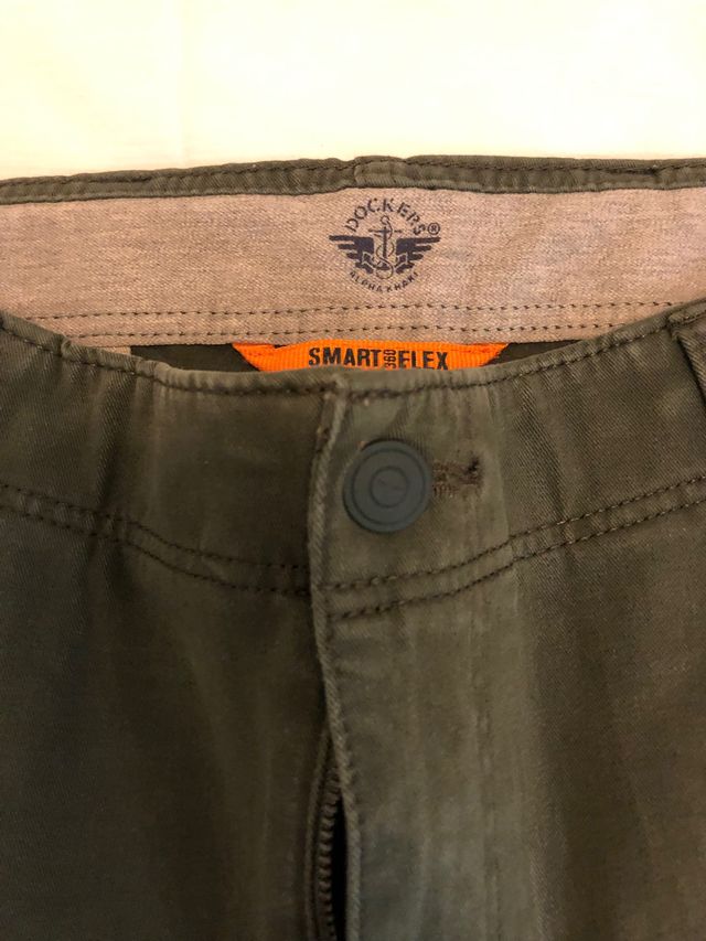 Pantalón Dockerrs chino verde 34/33