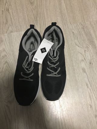 Bambas 42 de segunda mano por 10 EUR en Sant Feliu de Llobregat en WALLAPOP