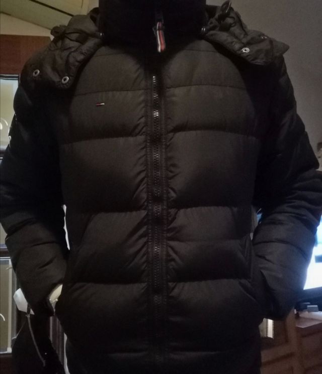 pluma tommy hilfiger talla L