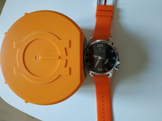 reloj Spazio24