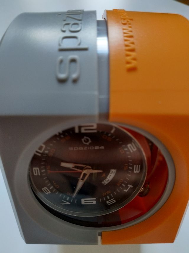reloj Spazio24