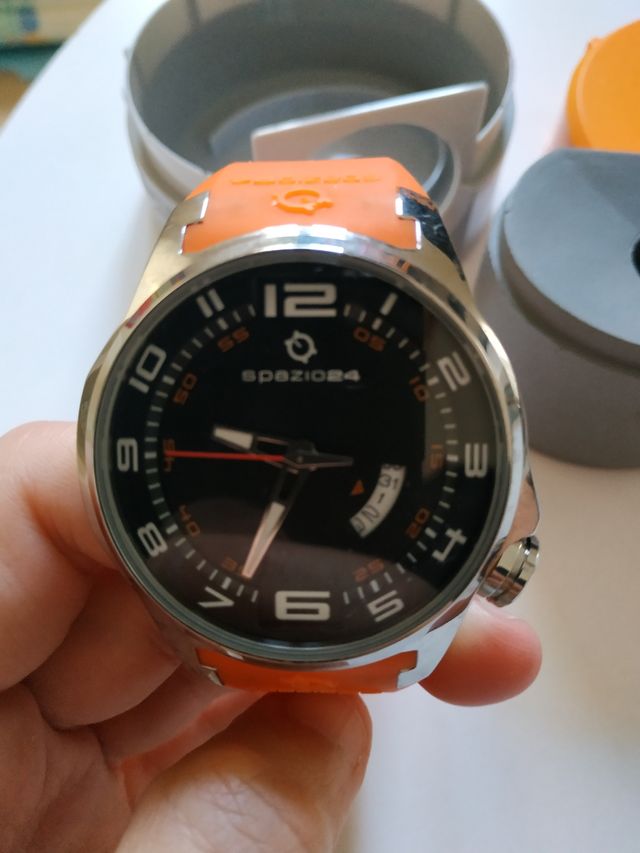 reloj Spazio24