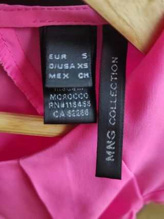La blusa naranja de Rocío Carrasco más famosa es de Mango