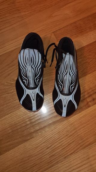 Zapatillas Nike Clavos Velocidad Atletismo de segunda mano por 40 EUR en  Madrid en WALLAPOP