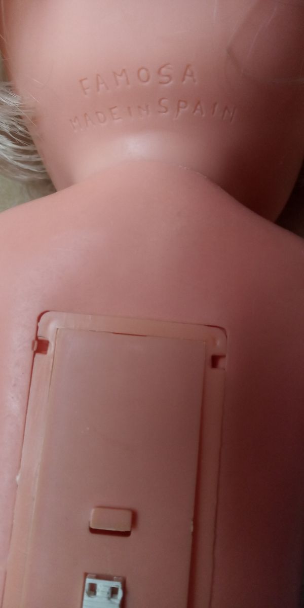 Muñecos Nenuco Famosa