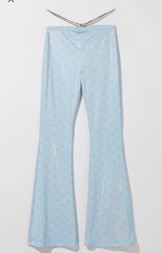 Pantalón Bad Gyal Bershka de segunda mano por 30 EUR en Pravia en WALLAPOP