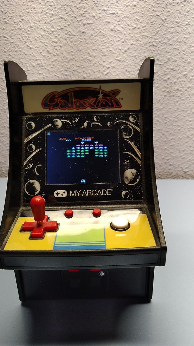 RETRO ARCADE GALAXIAN