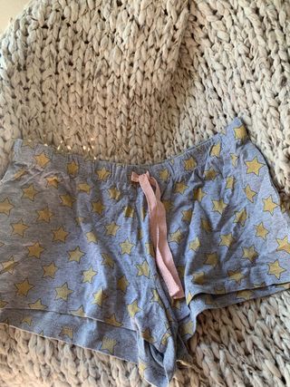 Pijama verano - La dama y el vagabundo (PRIMARK). de segunda mano por 4 EUR  en Bollullos de la Mitación en WALLAPOP