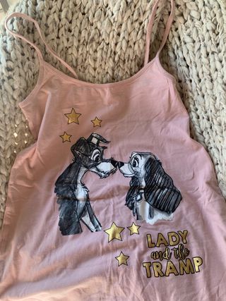 Pijama verano - La dama y el vagabundo (PRIMARK). de segunda mano por 4 EUR  en Bollullos de la Mitación en WALLAPOP
