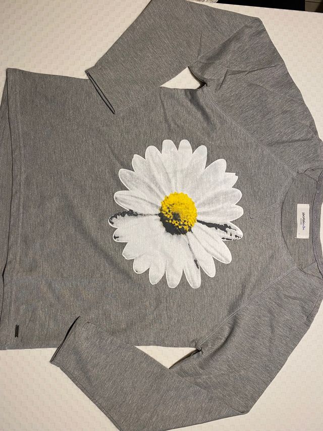 Felpa grigia con grafica Vero Moda