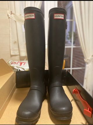Hunter botas talla 37 + calcetin Hunter de segunda mano por 69 EUR en Las  Rozas de Madrid en WALLAPOP