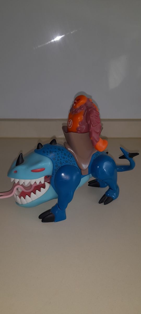 JUGUETES MUTANT BUSTERS CON CAJA