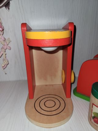 Juguete de madera LIDL cafetera + tostadora de segunda mano por 5 EUR en  Sevilla en WALLAPOP