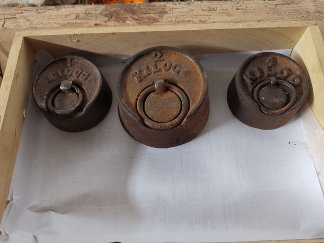 pesas balanza o peso,hierro o bronce