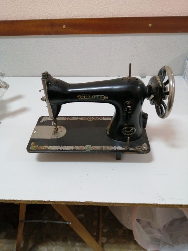Máquina de coser.